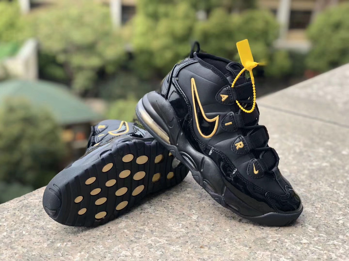 Nike Air Uptempo 95 Black Yellow Shoes